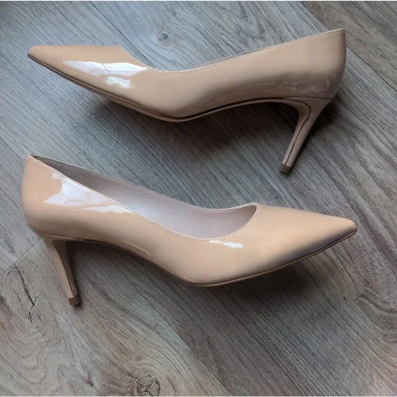 Stuart Weitzman Leigh 70 Patent Nude Adobe Leather Pumps Womens $450